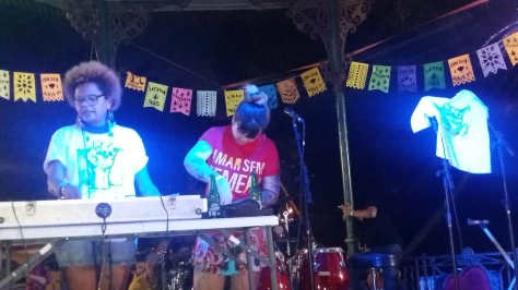 Terapia ocupa Galeria e mexe mexe com o Pina